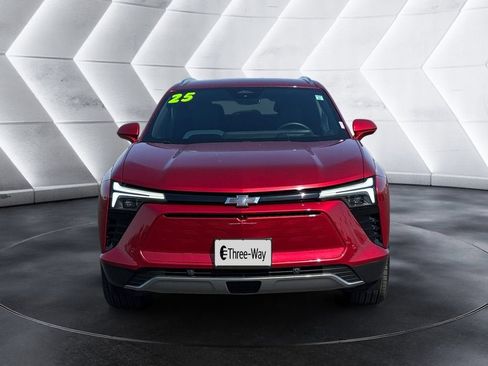 Certified 2025 Chevrolet Blazer EV LT w/ Super Cruise Package AWD/4WD image 8