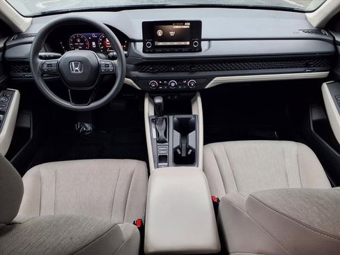 Used 2023 Honda Accord LX image 10