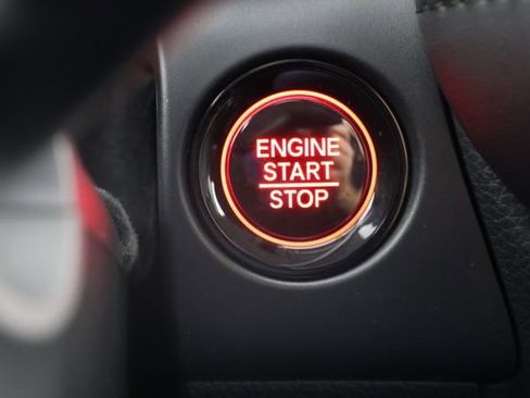 Certified 2025 Honda HR-V LX image 15