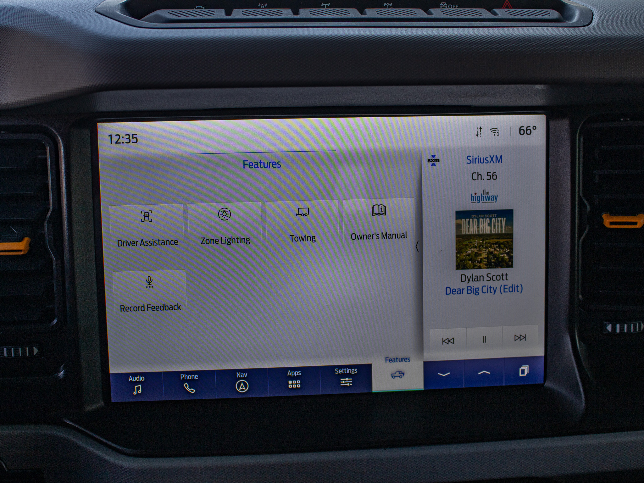Used 2023 Ford Bronco Badlands w/ Sasquatch Package AWD/4WD image 39