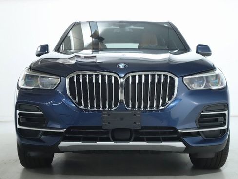 Certified 2022 BMW X5 xDrive45e w/ Executive Package image 5