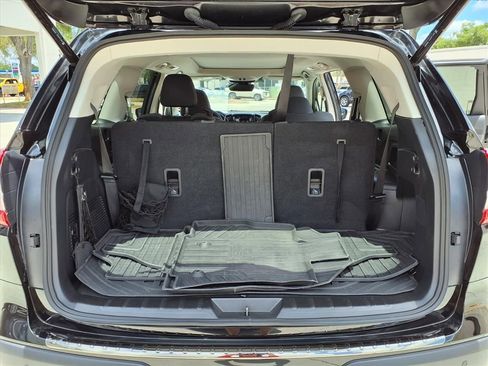 Used 2025 Subaru Ascent Onyx Edition w/ Onyx Package AWD/4WD image 15