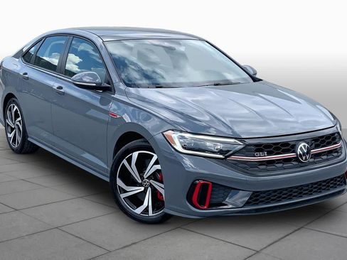 Used 2024 Volkswagen Jetta GLI Autobahn FWD image 3