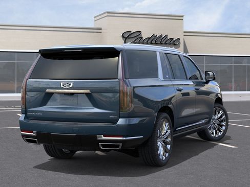 New 2026 Cadillac Escalade ESV Luxury AWD/4WD image 4