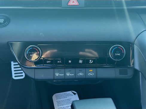 New 2026 Hyundai Elantra Sport image 12