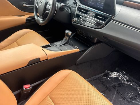 Used 2022 Lexus ES 350 w/ Premium Package FWD image 33