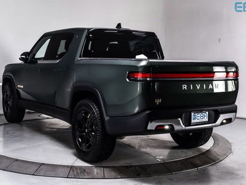 Used 2023 Rivian R1T Adventure image 6