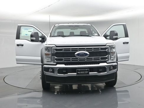 New 2026 Ford F550 2WD Regular Cab Super Duty image 26