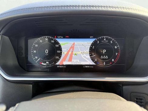 Used 2019 Land Rover Range Rover Supercharged image 17