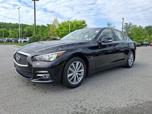 Used 2016 INFINITI Q50 Premium w/ 2.0T Premium Plus Package AWD/4WD image 3