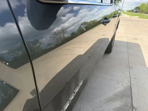 Used 2018 GMC Sierra 1500 SLE w/ SLE Value Package AWD/4WD image 69
