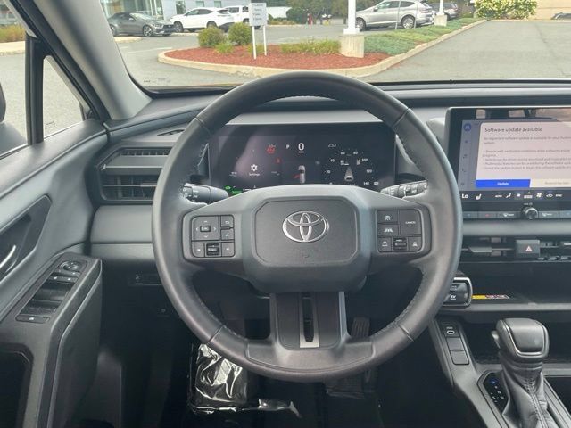 Used 2026 Toyota RAV4 XLE Premium AWD/4WD image 17