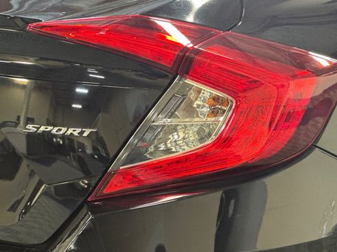 Used 2019 Honda Civic Sport image 48