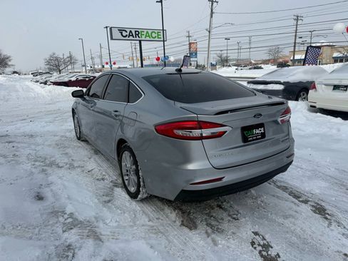 Used 2020 Ford Fusion Energi Titanium image 9