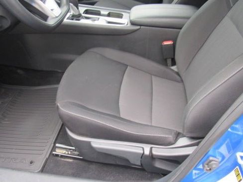 Used 2025 Nissan Sentra SV FWD image 16