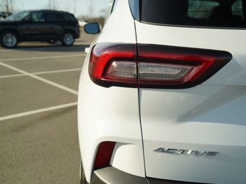 Used 2023 Ford Escape Active image 39