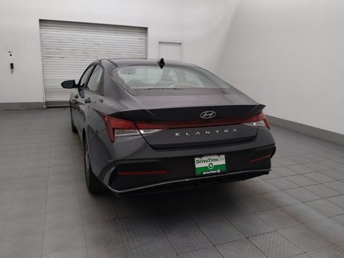 Used 2024 Hyundai Elantra SEL image 6