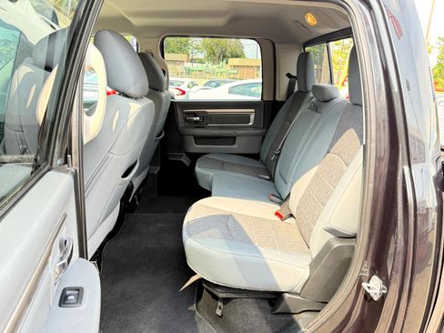 Used 2018 RAM 1500 Big Horn image 29