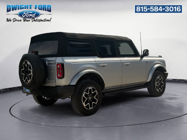 Used 2024 Ford Bronco Outer Banks AWD/4WD image 5