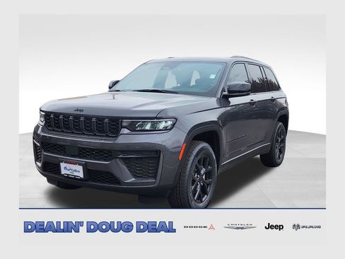 New 2026 Jeep Grand Cherokee Altitude AWD/4WD image 1