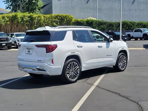 New 2026 GMC Terrain Denali AWD/4WD image 4