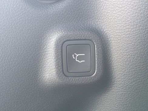 Certified 2023 Jeep Compass Limited w/ Elite Group image 14