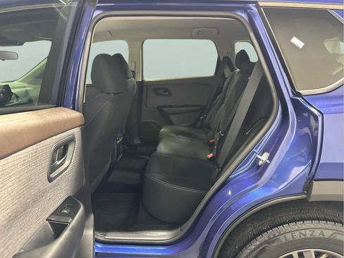 Used 2023 Nissan Rogue S image 24