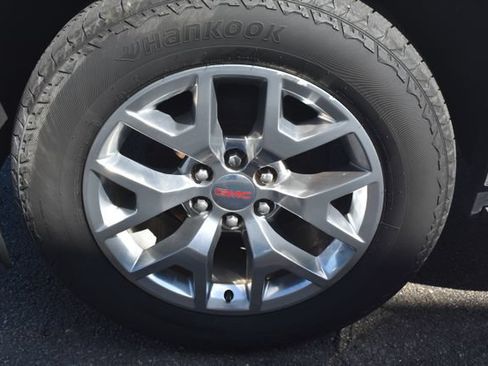 Used 2019 GMC Yukon SLE w/ SLE Value Package AWD/4WD image 48