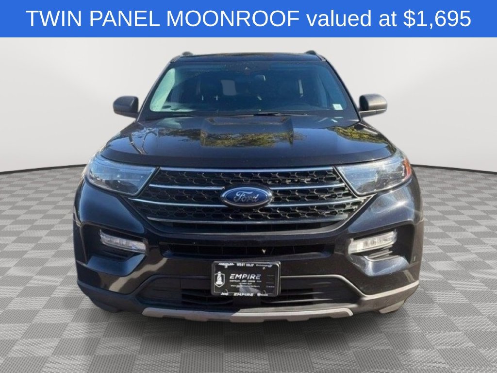 Used 2021 Ford Explorer XLT w/ Equipment Group 202A AWD/4WD image 2