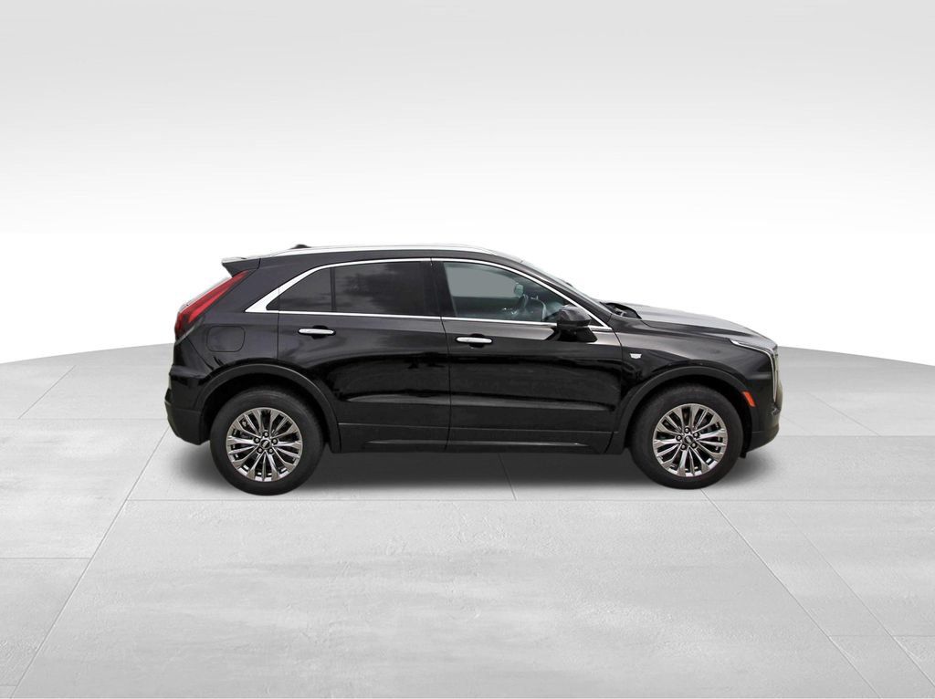 Certified 2025 Cadillac XT4 Premium Luxury FWD image 5