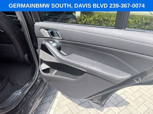 Certified 2024 BMW X7 M60i AWD/4WD image 27