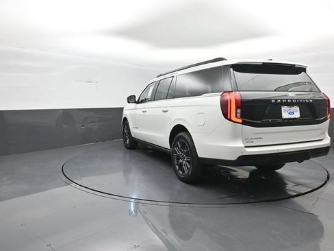New 2027 Ford Expedition Max Platinum w/ Driver's Package AWD/4WD image 5