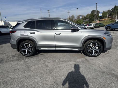 New 2026 Volkswagen Tiguan SE AWD/4WD image 4