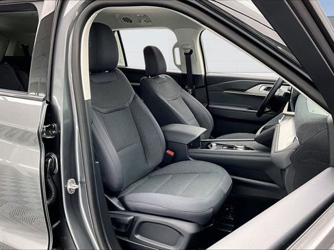 New 2026 Ford Explorer Active image 11