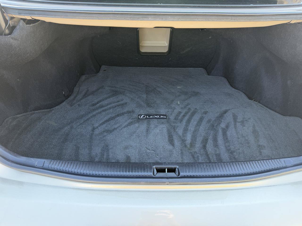 Used 2004 Lexus ES 330 FWD image 7