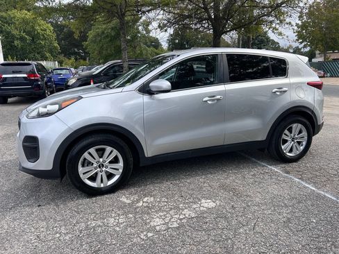 Used 2019 Kia Sportage LX image 5