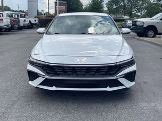 Used 2024 Hyundai Elantra SE FWD video 2