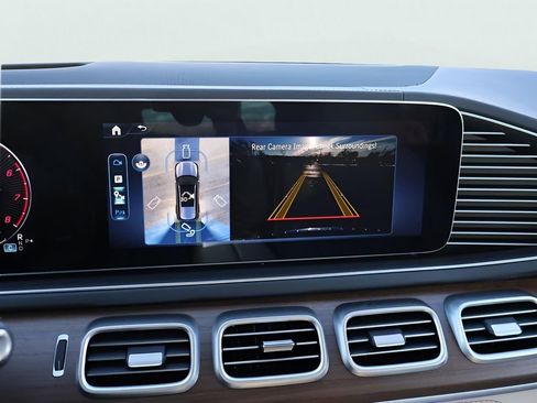 New 2026 Mercedes-Benz GLS 450 4MATIC image 26