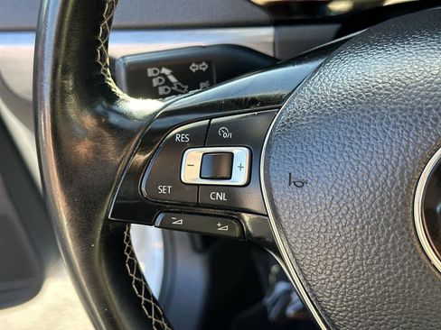 Used 2016 Volkswagen Jetta Sport image 24