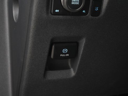 Used 2025 Ford Expedition Platinum AWD/4WD image 30