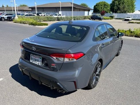 Used 2025 Toyota Corolla SE FWD image 5