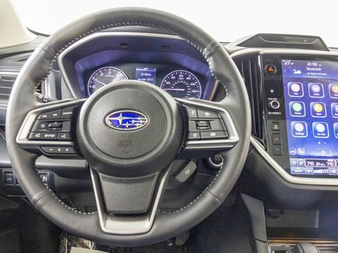 Used 2025 Subaru Ascent Touring image 31