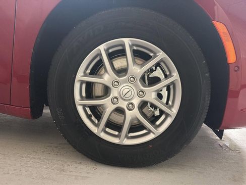 New 2026 Chrysler Pacifica Select image 32