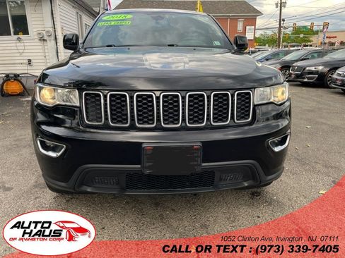 Used 2018 Jeep Grand Cherokee Laredo AWD/4WD image 1