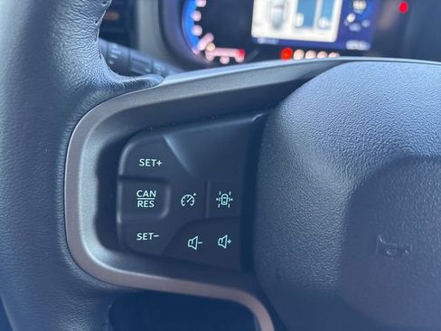 Used 2024 Ford Bronco Badlands image 18