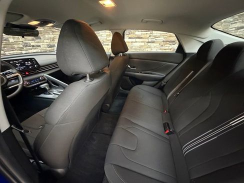 Certified 2023 Hyundai Elantra SEL image 25