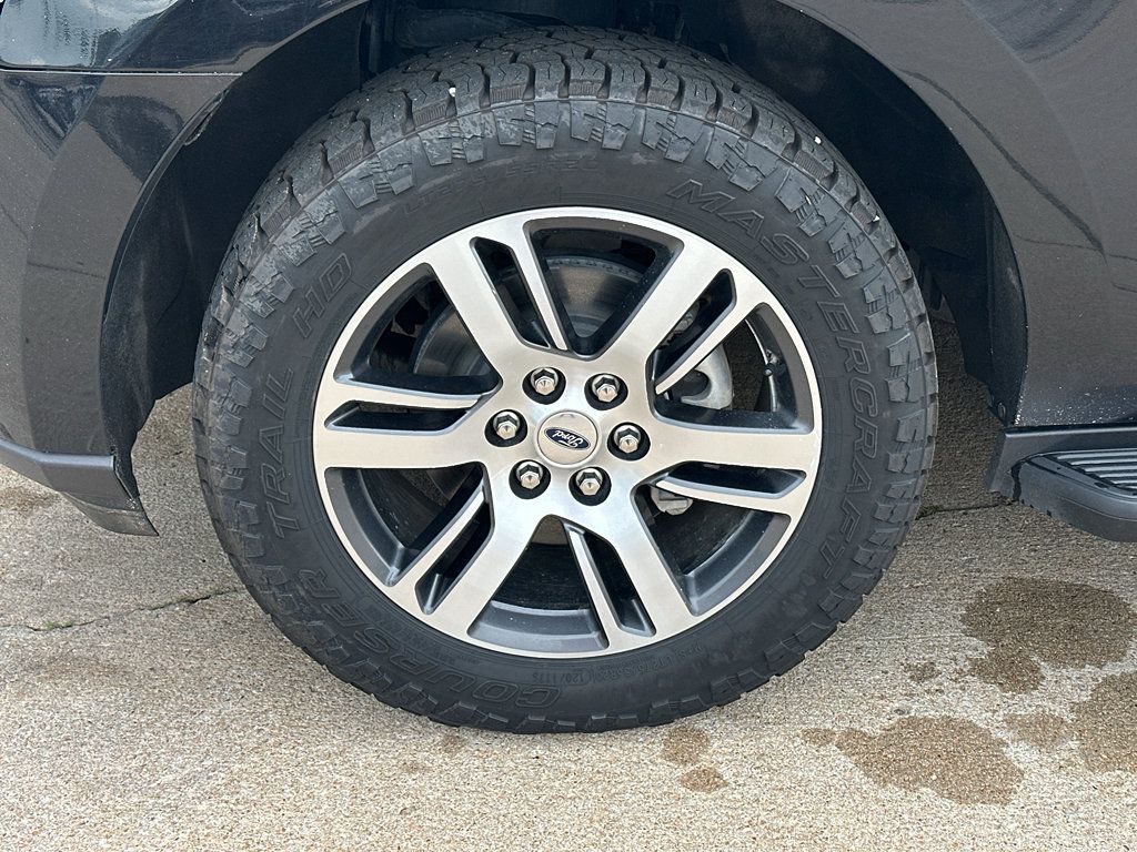 Used 2024 Ford Expedition Limited AWD/4WD image 35