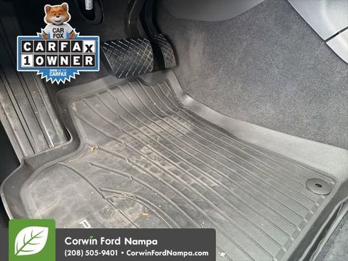 Used 2018 Porsche Macan Base image 27