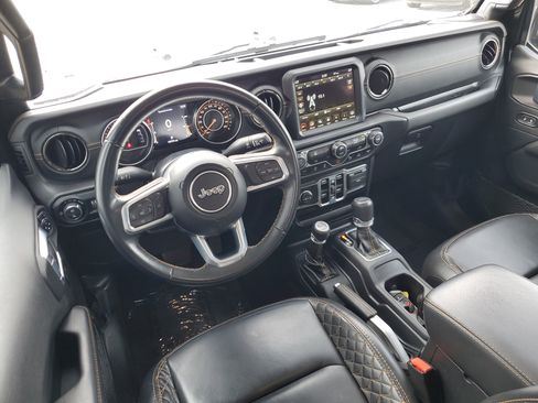 Used 2022 Jeep Gladiator Overland image 24