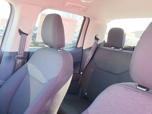 New 2025 Ford Maverick XL w/ Equipment Group 101A image 21